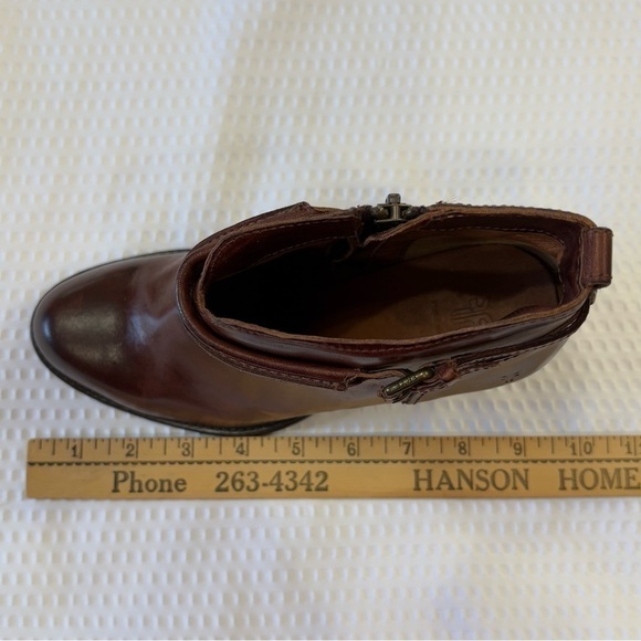 Frye Leather Jenny Seam Ankle Bootie Classic Womens size 6 B Deep Brown Zipper - Picture 12 of 15